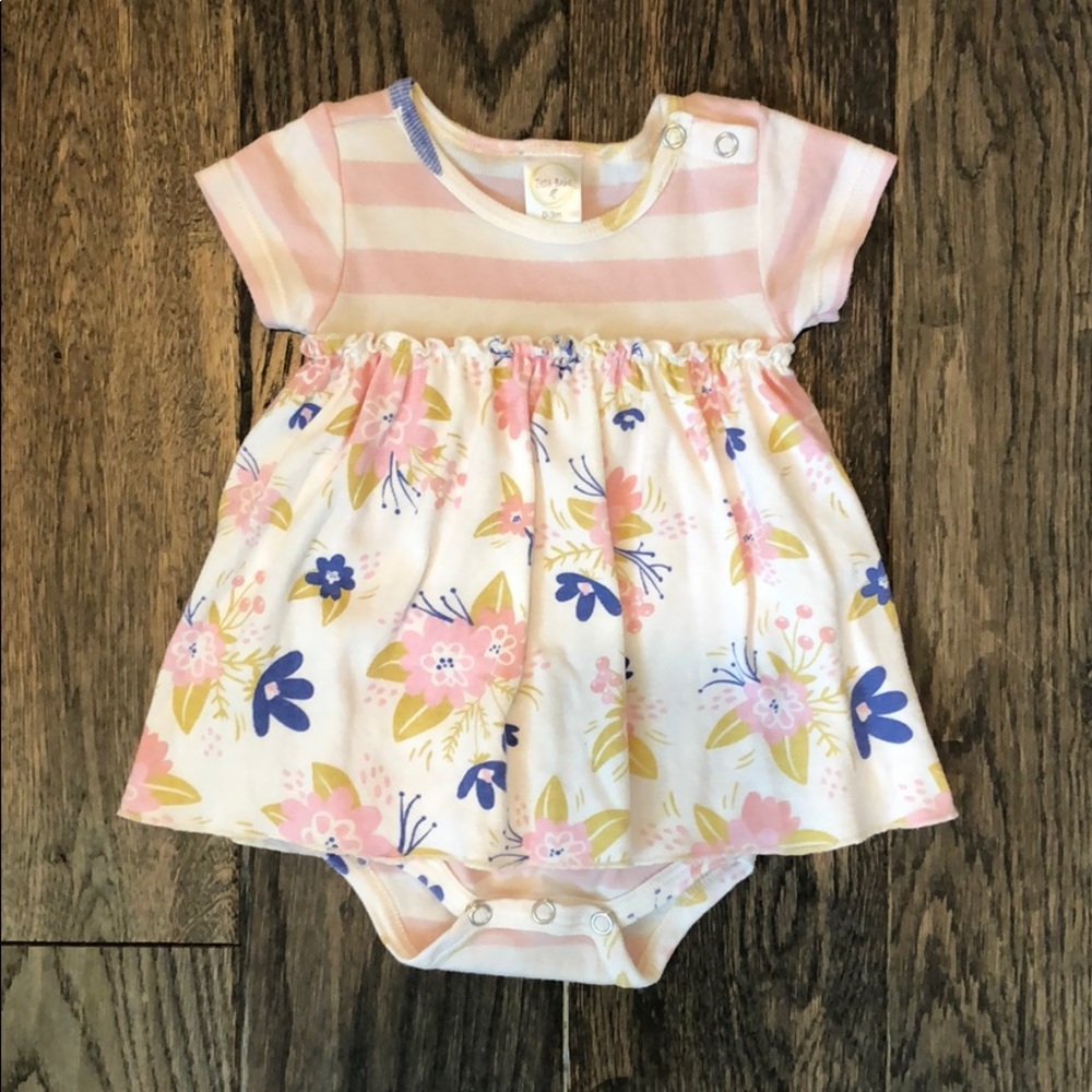 Tesa Babe Onesie Dress (0-3 months)